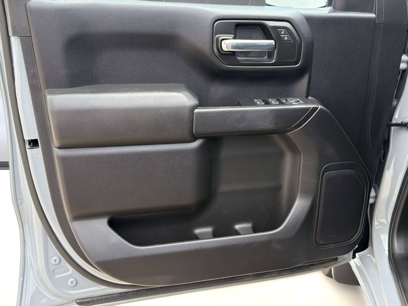 Certified 2024 Chevrolet Silverado 1500 Custom w/ LPO, Dark Essentials Package RWD image 21