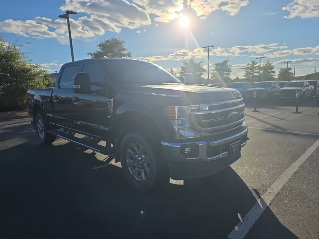 Used 2022 Ford F250 Lariat w/ Lariat Value Package AWD/4WD image 4