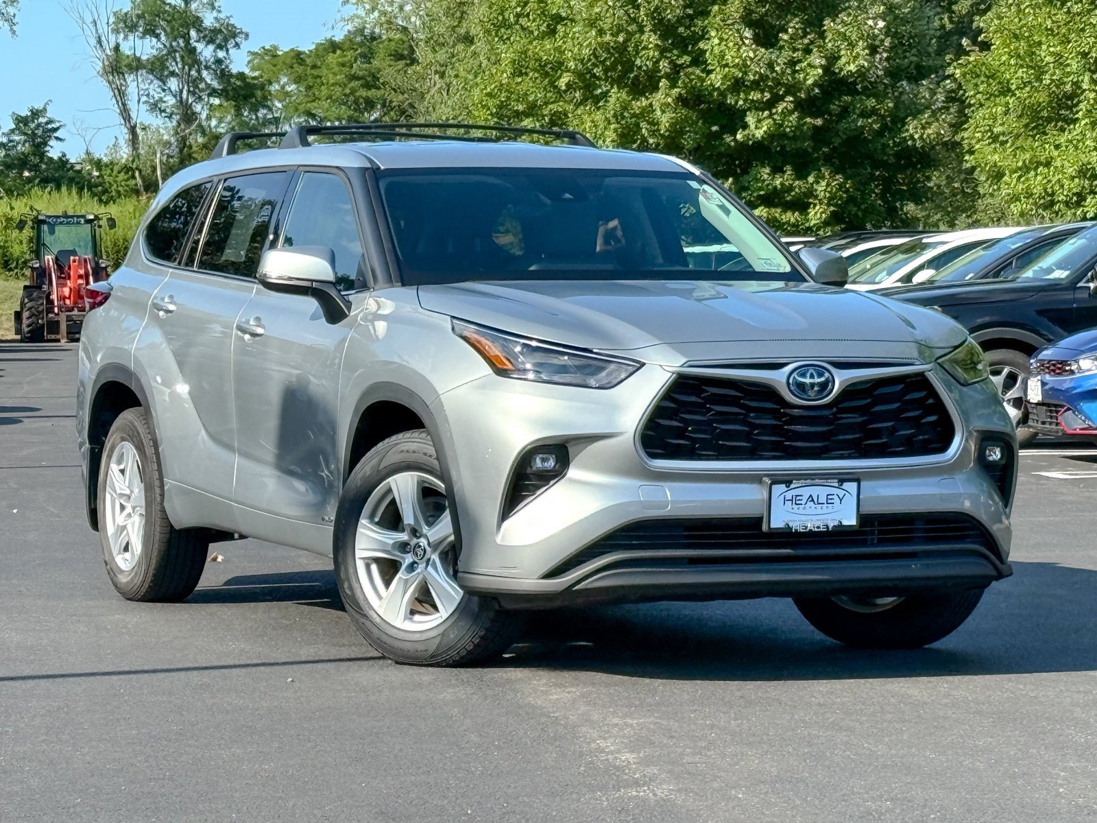 Used 2022 Toyota Highlander LE