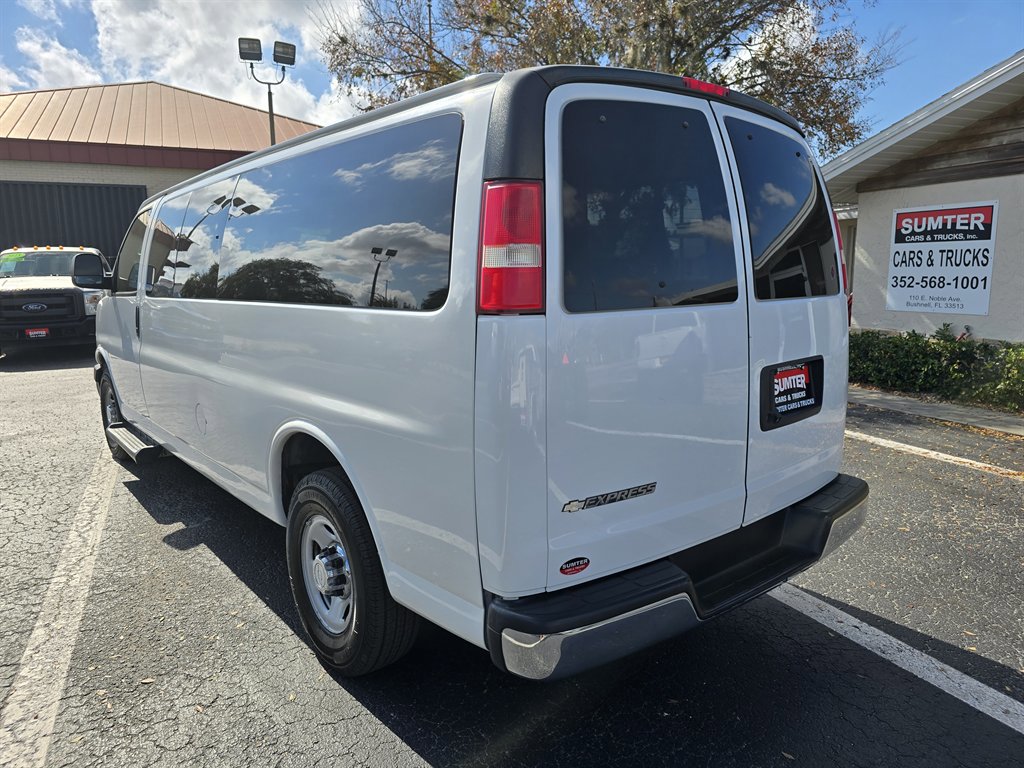 Used 2019 Chevrolet Express 3500 LT w/ LT Preferred Equipment Group image 3