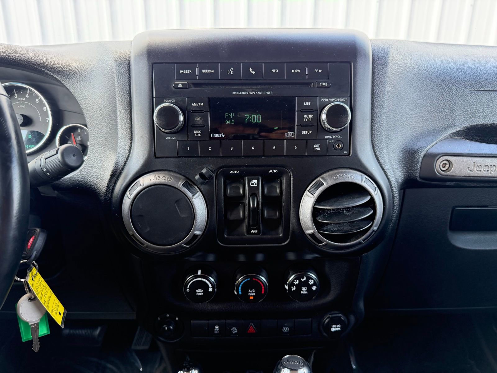 Used 2017 Jeep Wrangler Unlimited Sport AWD/4WD image 15