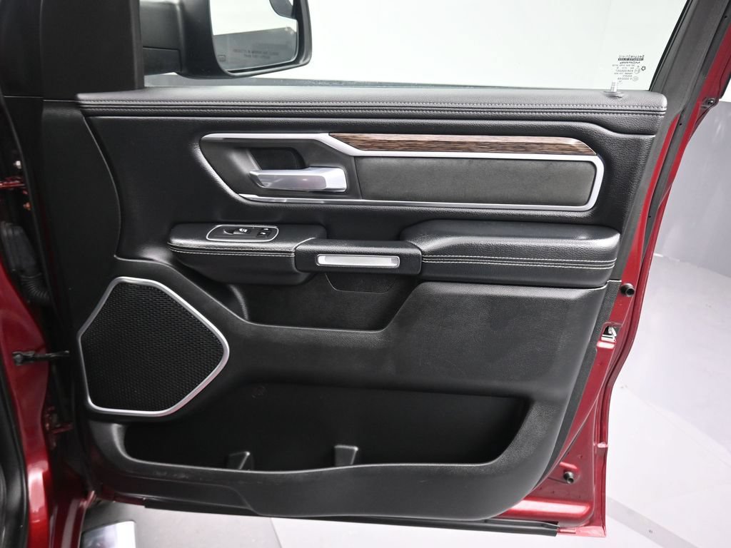 Used 2020 RAM 1500 Laramie AWD/4WD image 47