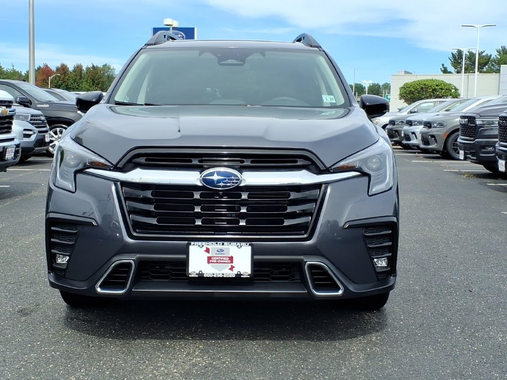 Used 2024 Subaru Ascent Touring AWD/4WD image 2