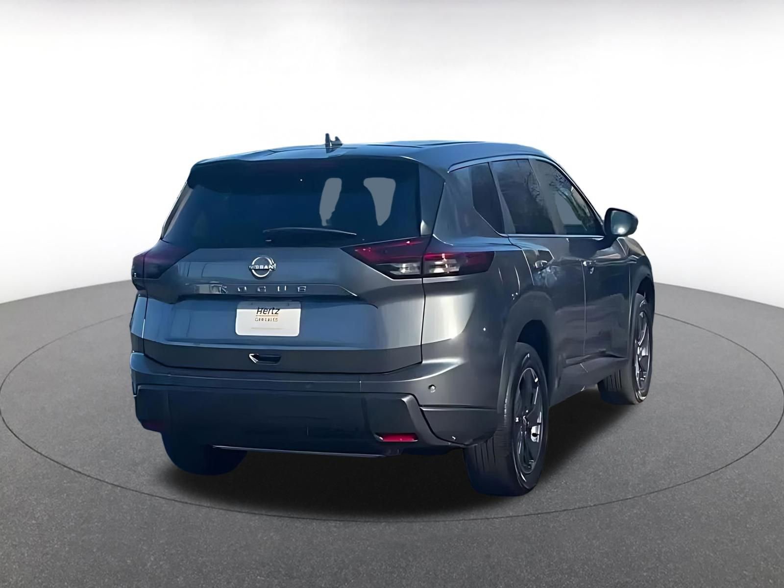 Used 2025 Nissan Rogue SV image 12