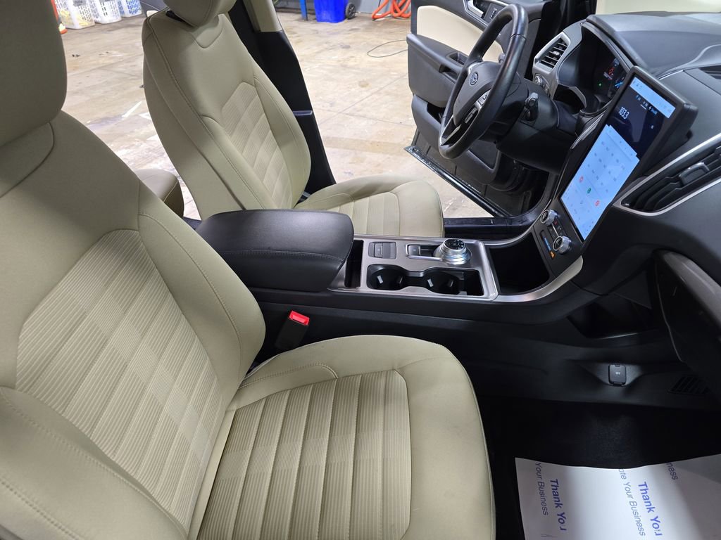 Used 2023 Ford Edge SEL w/ Convenience Package image 12