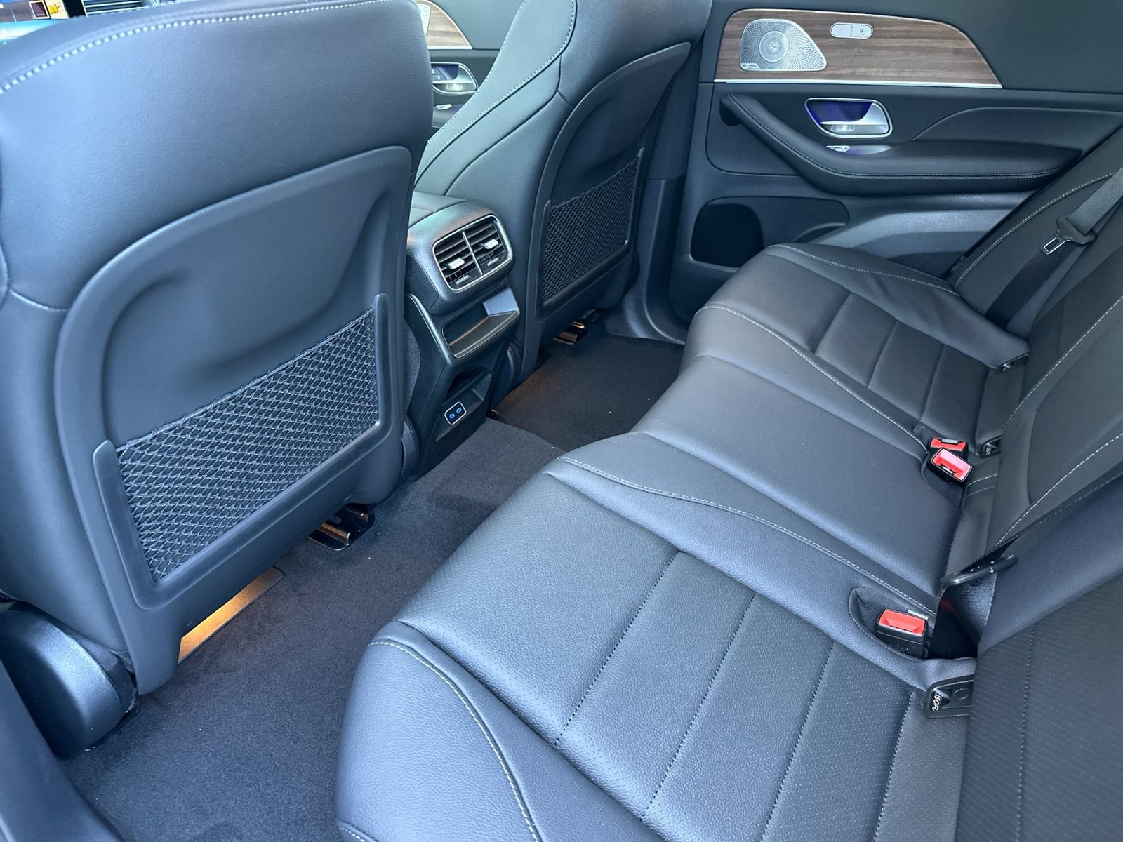 New 2026 Mercedes-Benz GLE 450 4MATIC Coupe image 12