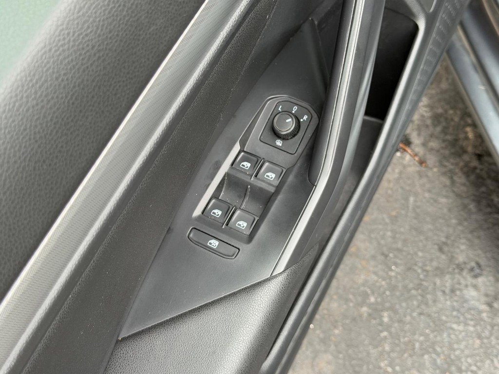 Used 2019 Volkswagen Jetta S image 15