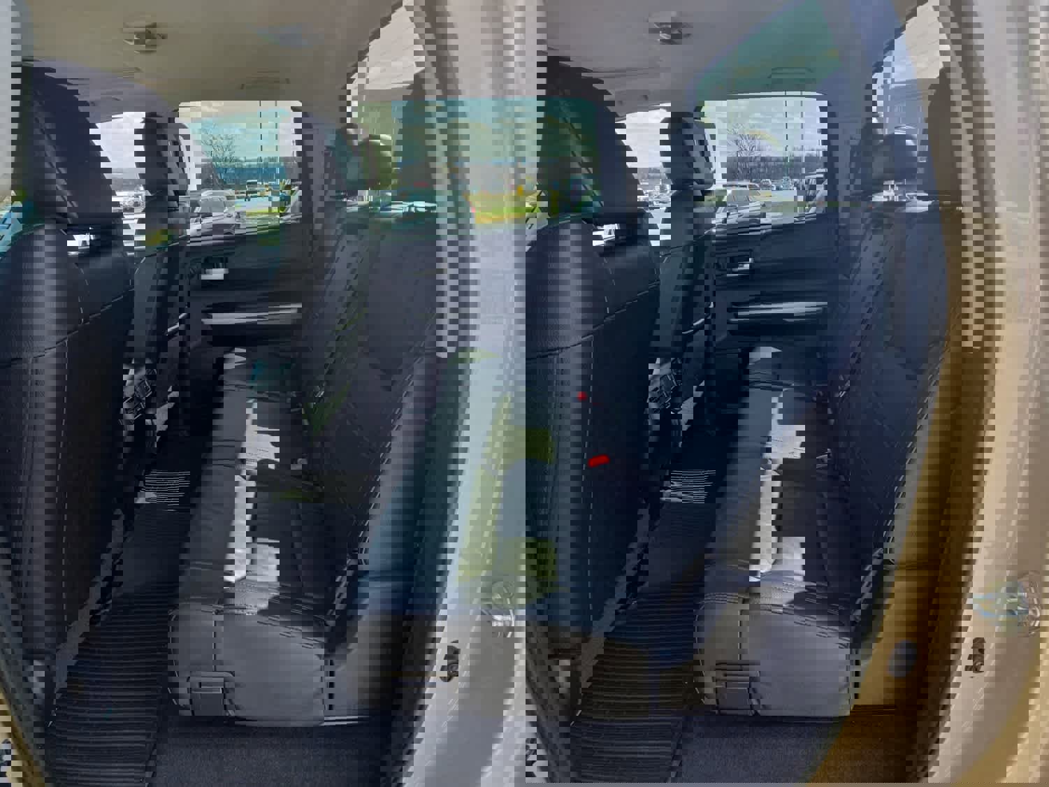 Used 2017 Toyota Tundra Limited w/ Limited Premium Package image 26