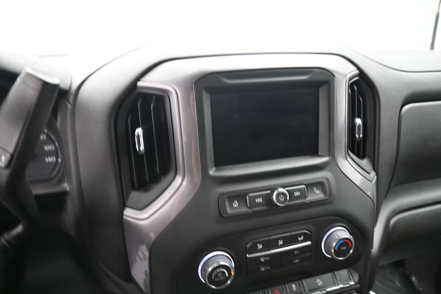 Used 2024 Chevrolet Silverado 2500 Custom w/ Custom Value Package AWD/4WD image 15