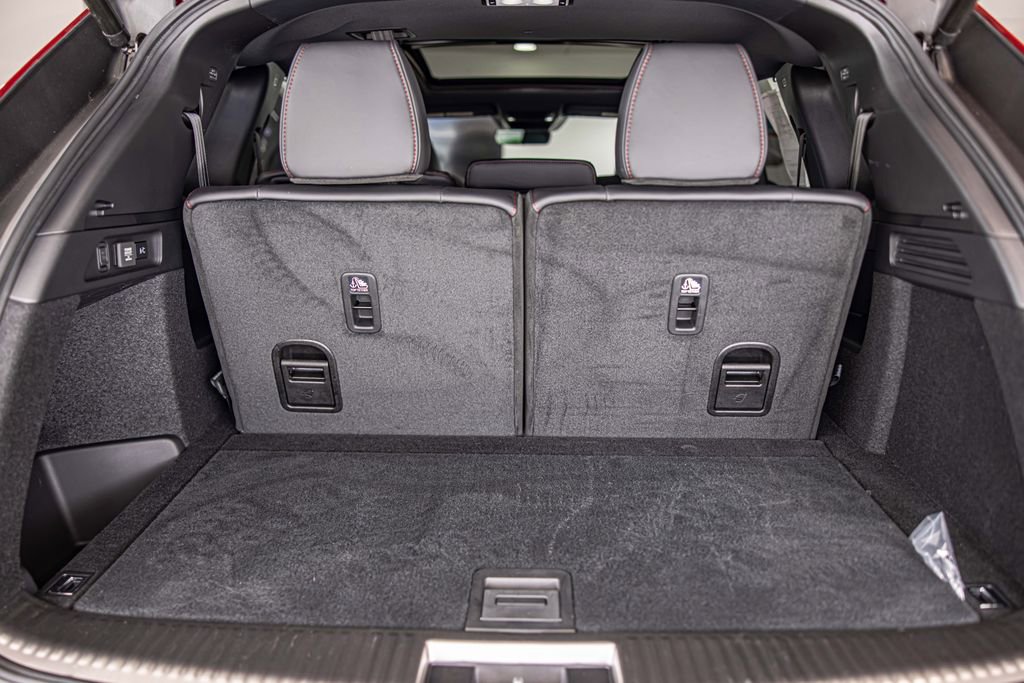 Used 2026 Acura MDX A-Spec image 17