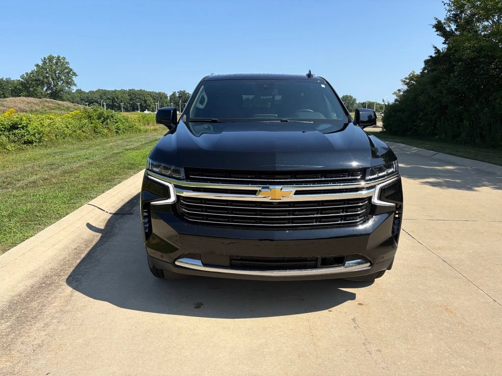 Used 2023 Chevrolet Tahoe LT w/ Luxury Package AWD/4WD image 13