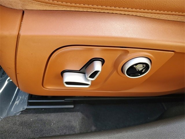 Used 2022 Maserati Ghibli Modena image 11