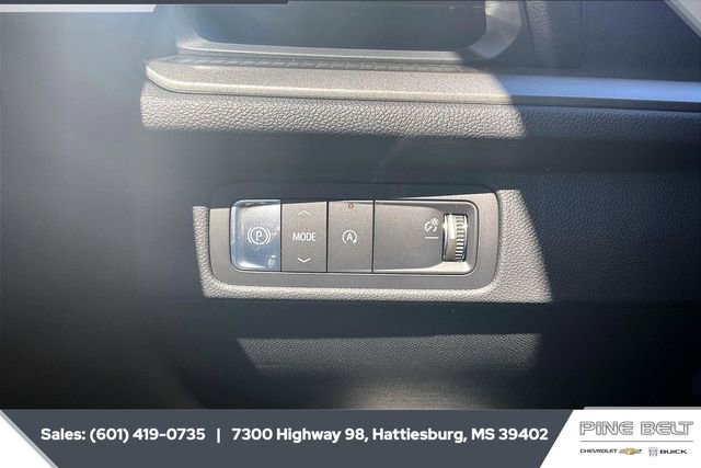 New 2026 Chevrolet Traverse LT w/ Sun and Wheel Package image 23