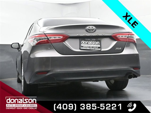 Used 2018 Toyota Camry XLE image 17