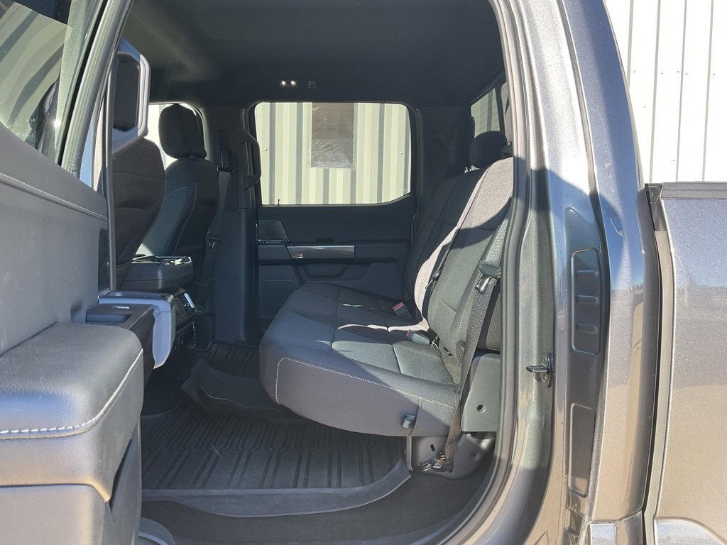 Used 2022 Ford F150 XLT w/ Equipment Group 302A High image 16