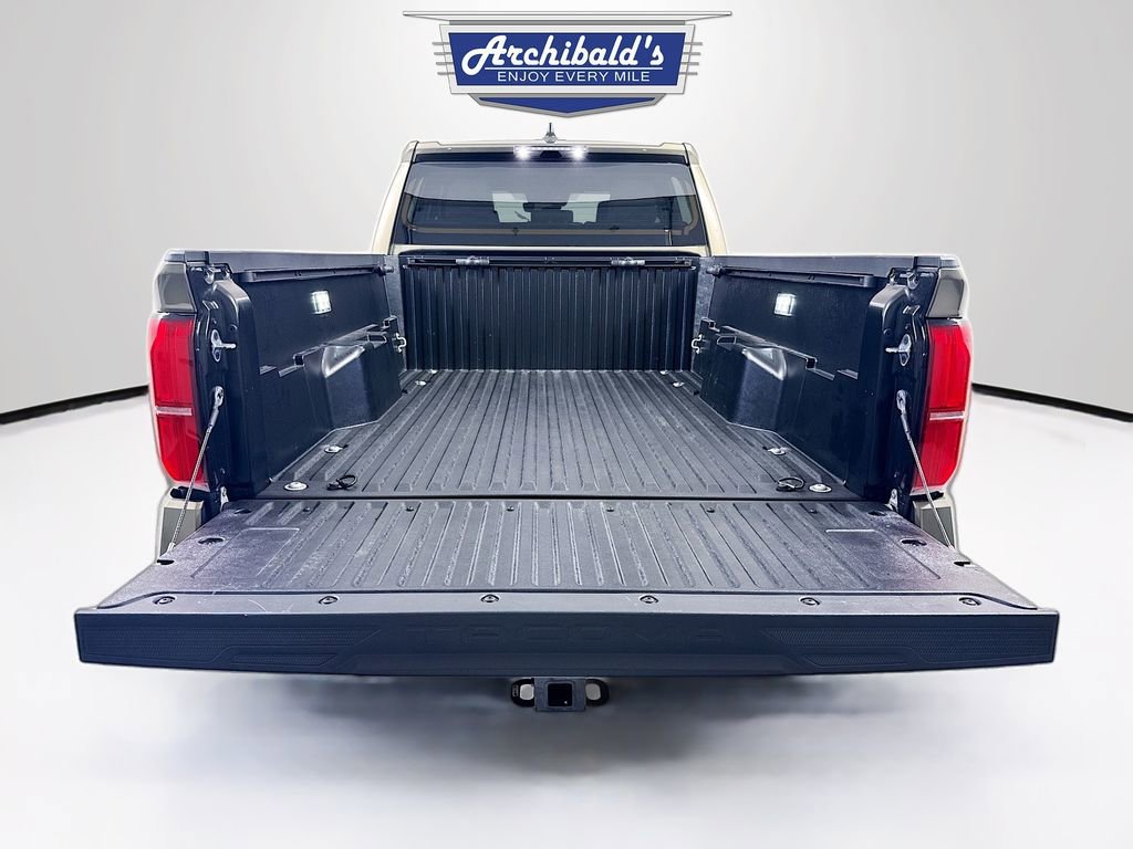 Used 2025 Toyota Tacoma TRD Sport image 22
