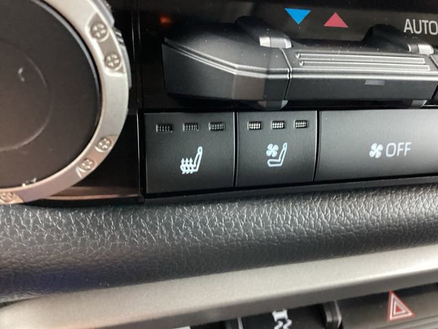 Used 2023 Toyota Tundra Limited w/ TRD Off-Road Package image 22