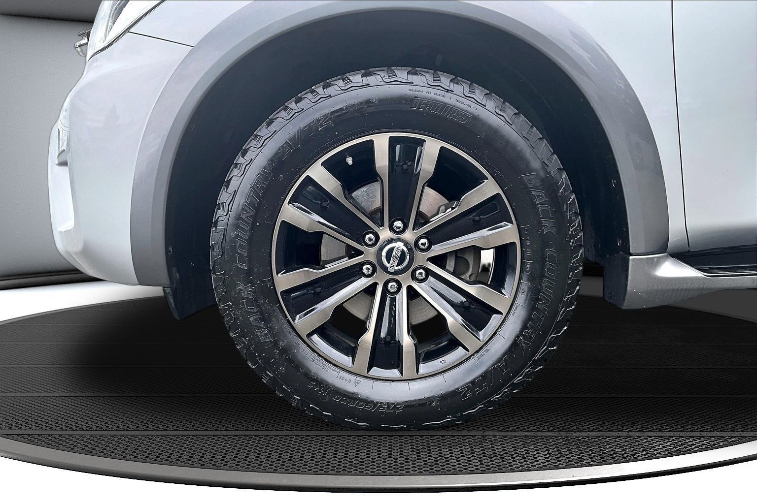 Used 2017 Nissan Armada Platinum w/ Captain Seat Package AWD/4WD image 34