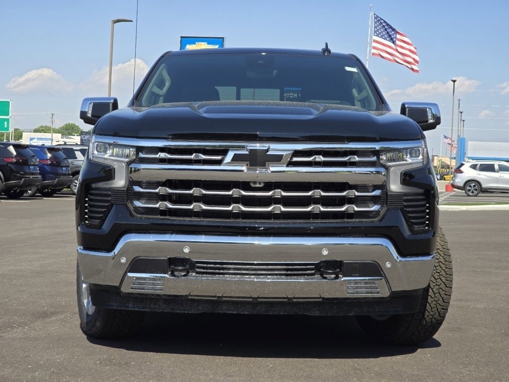 New 2026 Chevrolet Silverado 1500 LTZ w/ LTZ Premium Package AWD/4WD image 12