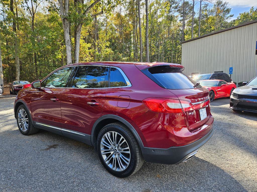 Used 2016 Lincoln MKX Reserve w/ Technology Package AWD/4WD image 11