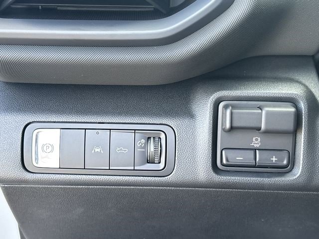 New 2026 Chevrolet Silverado EV LT image 17