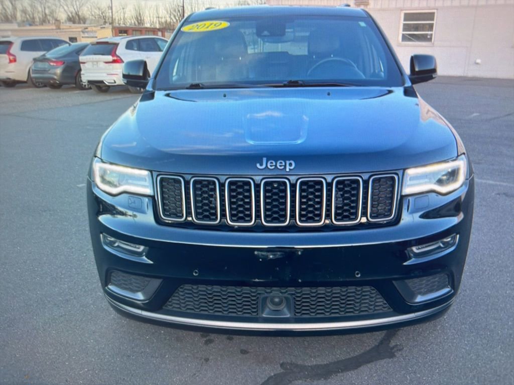Used 2019 Jeep Grand Cherokee High Altitude image 2