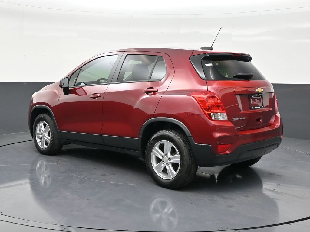 Used 2022 Chevrolet Trax LS AWD/4WD image 3