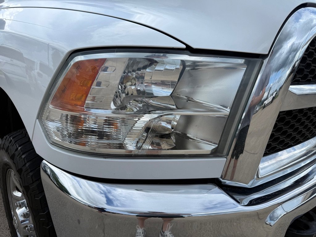 Used 2018 RAM 2500 SLT image 12
