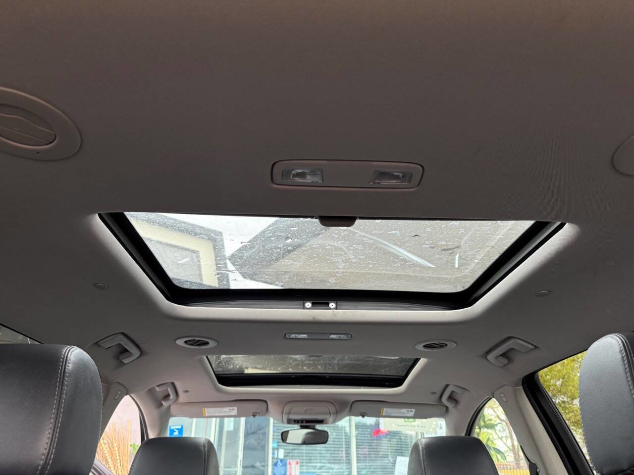 Used 2020 Buick Enclave Essence image 37