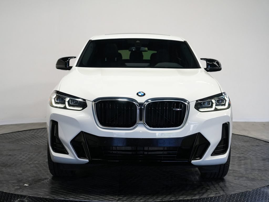 Used 2024 BMW X4 M40i AWD/4WD image 2