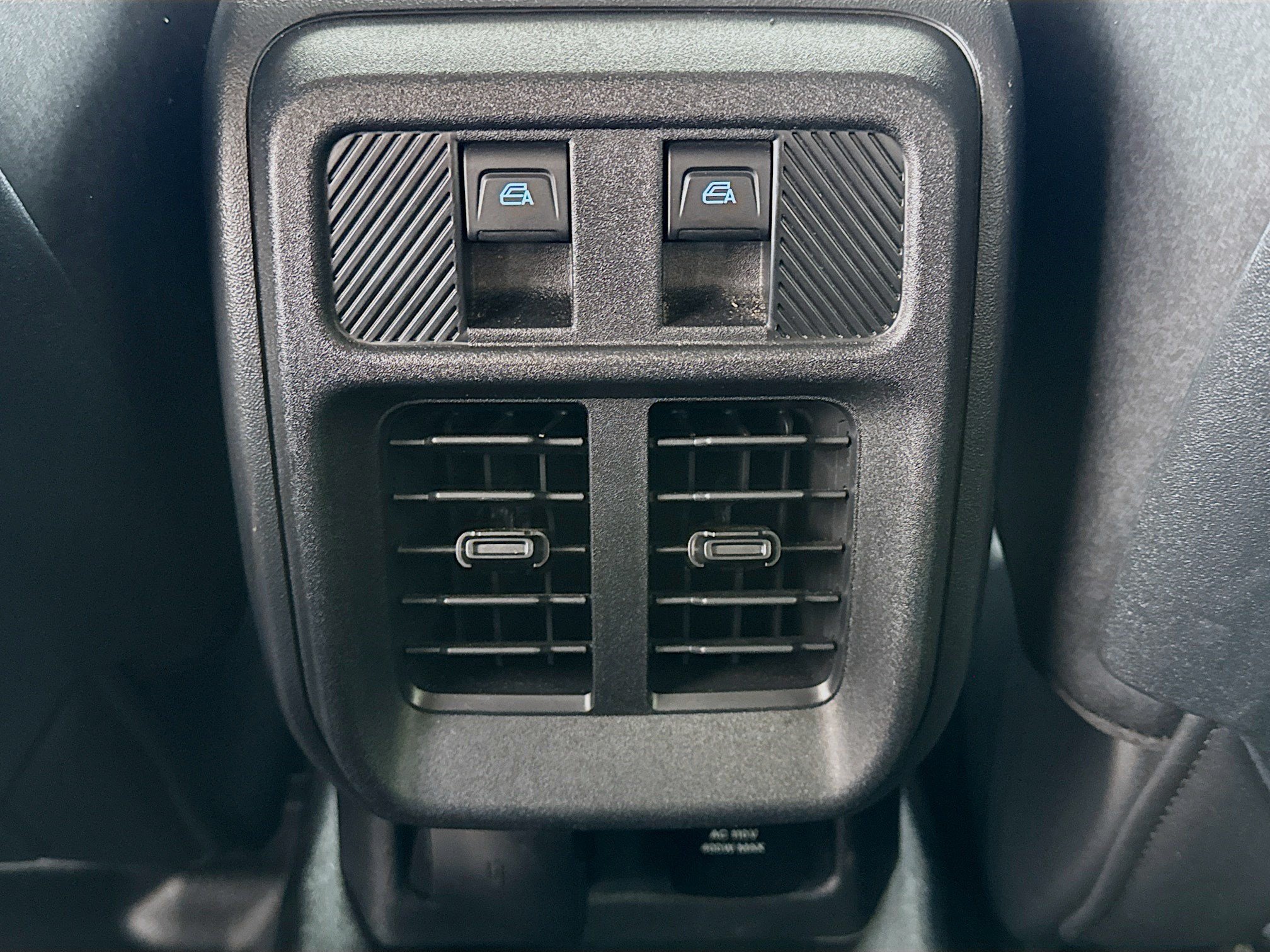 Used 2025 Ford Bronco Badlands AWD/4WD image 16
