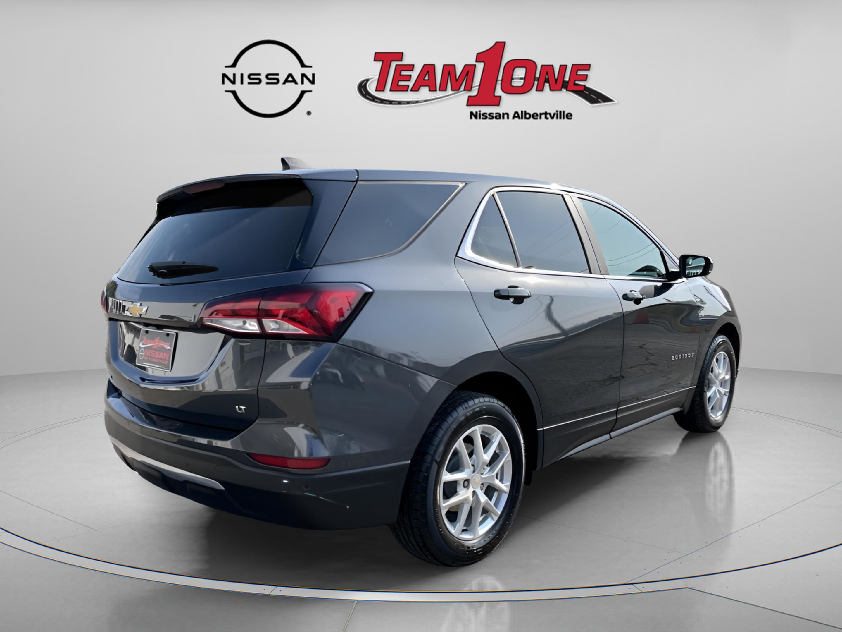 Used 2023 Chevrolet Equinox LT image 7