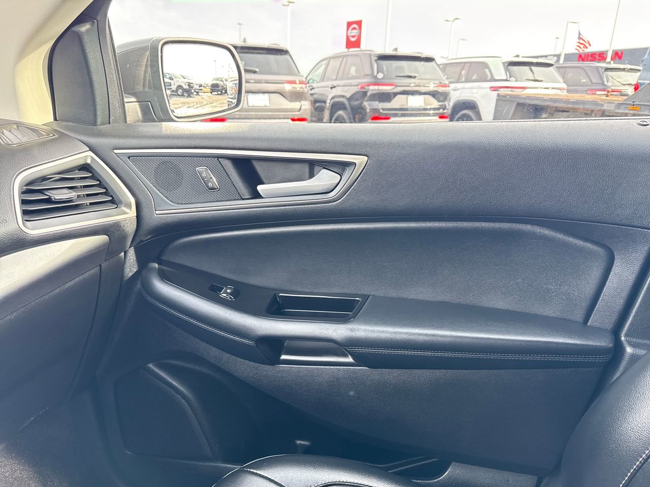 Used 2019 Ford Edge SEL w/ Equipment Group 201A image 23