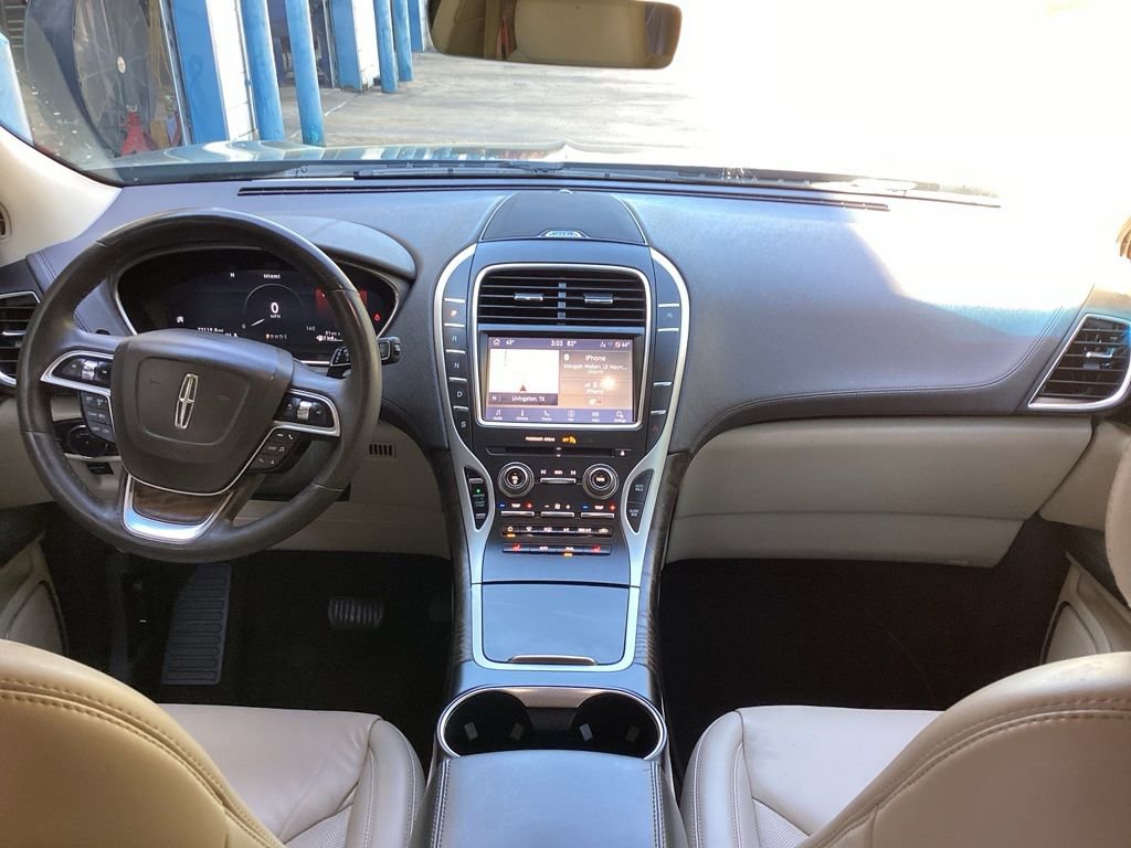 Used 2019 Lincoln Nautilus Select image 42