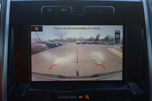 Used 2015 Ford F150 Platinum w/ Max Trailer Tow Package image 8