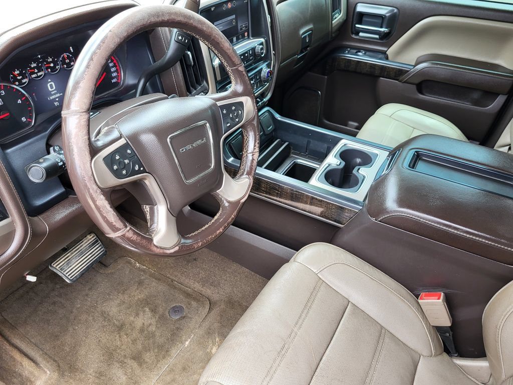 Used 2015 GMC Sierra 2500 Denali w/ Duramax Plus Package AWD/4WD image 15