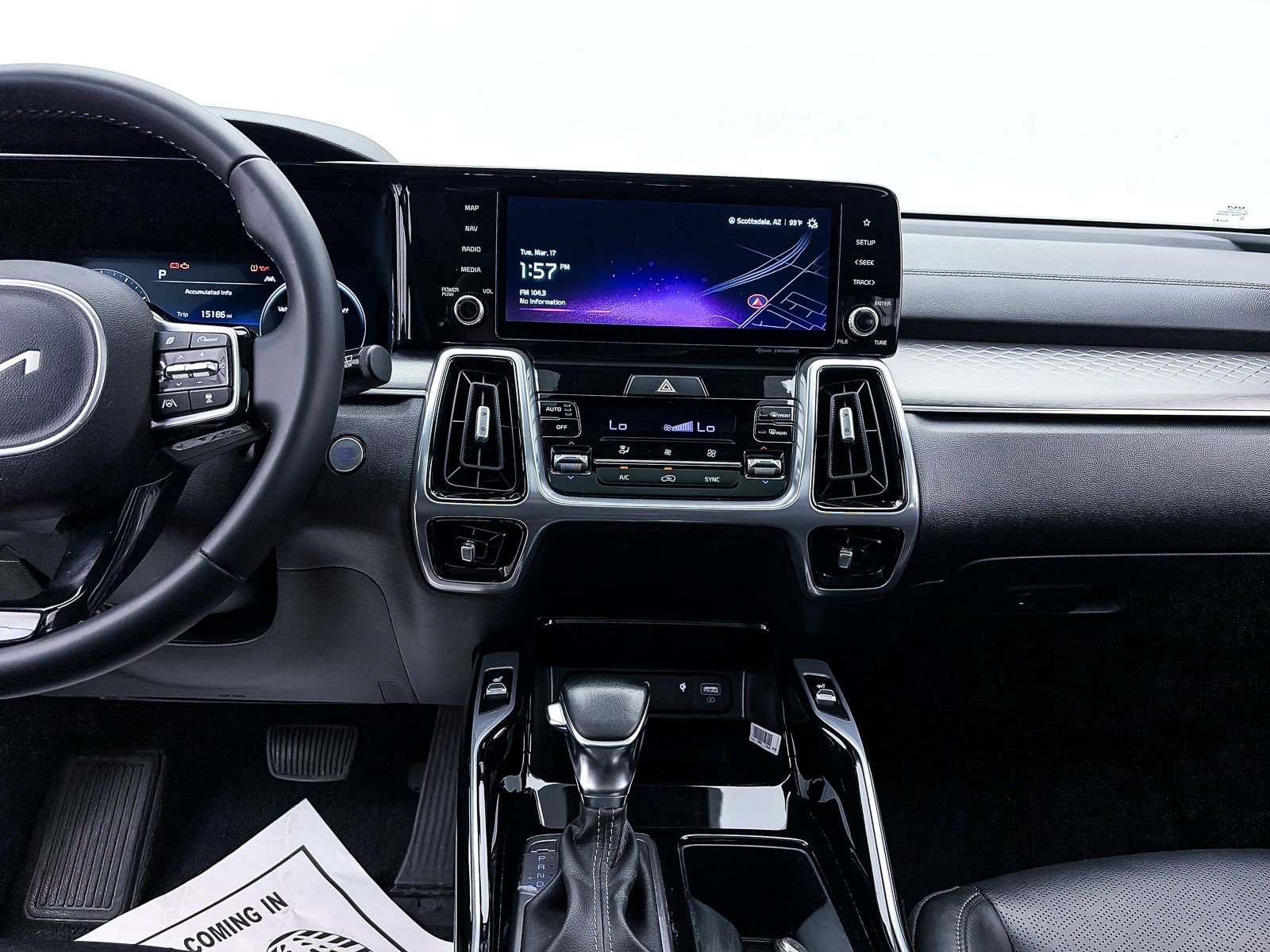 Used 2023 Kia Sorento SX image 7