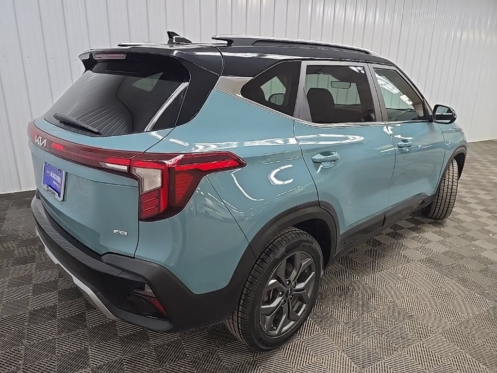 Used 2024 Kia Seltos S AWD/4WD image 10