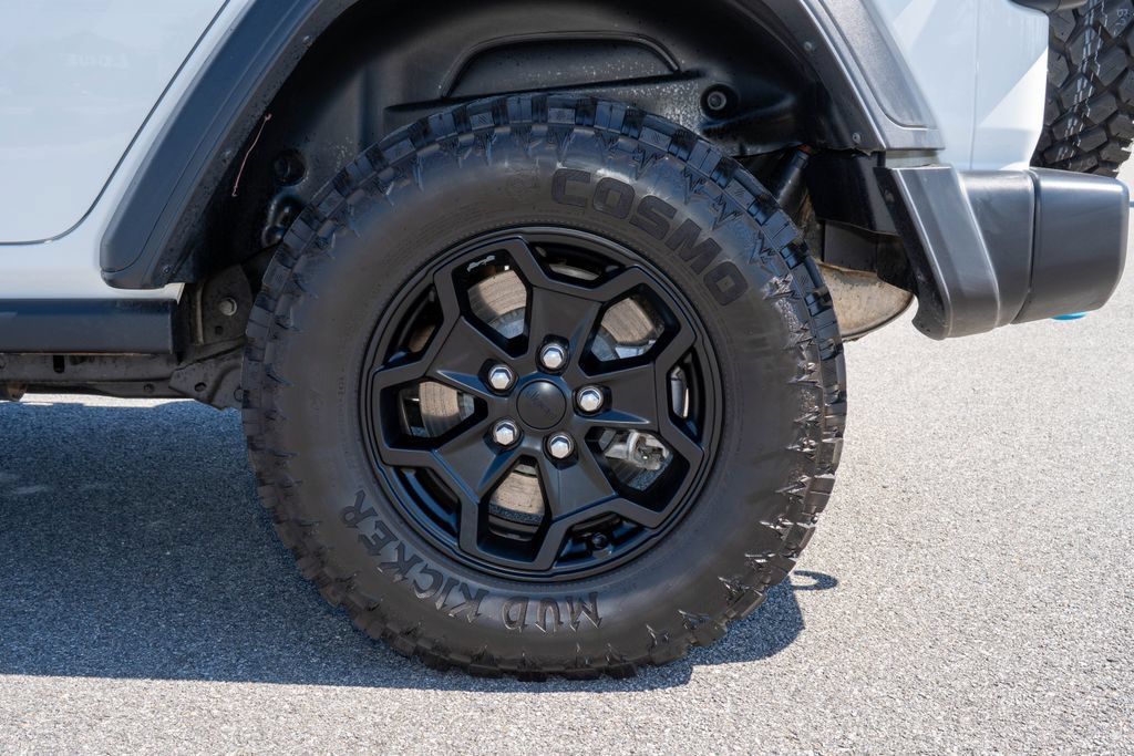 Used 2023 Jeep Wrangler Unlimited w/ Cold Weather Group AWD/4WD image 34