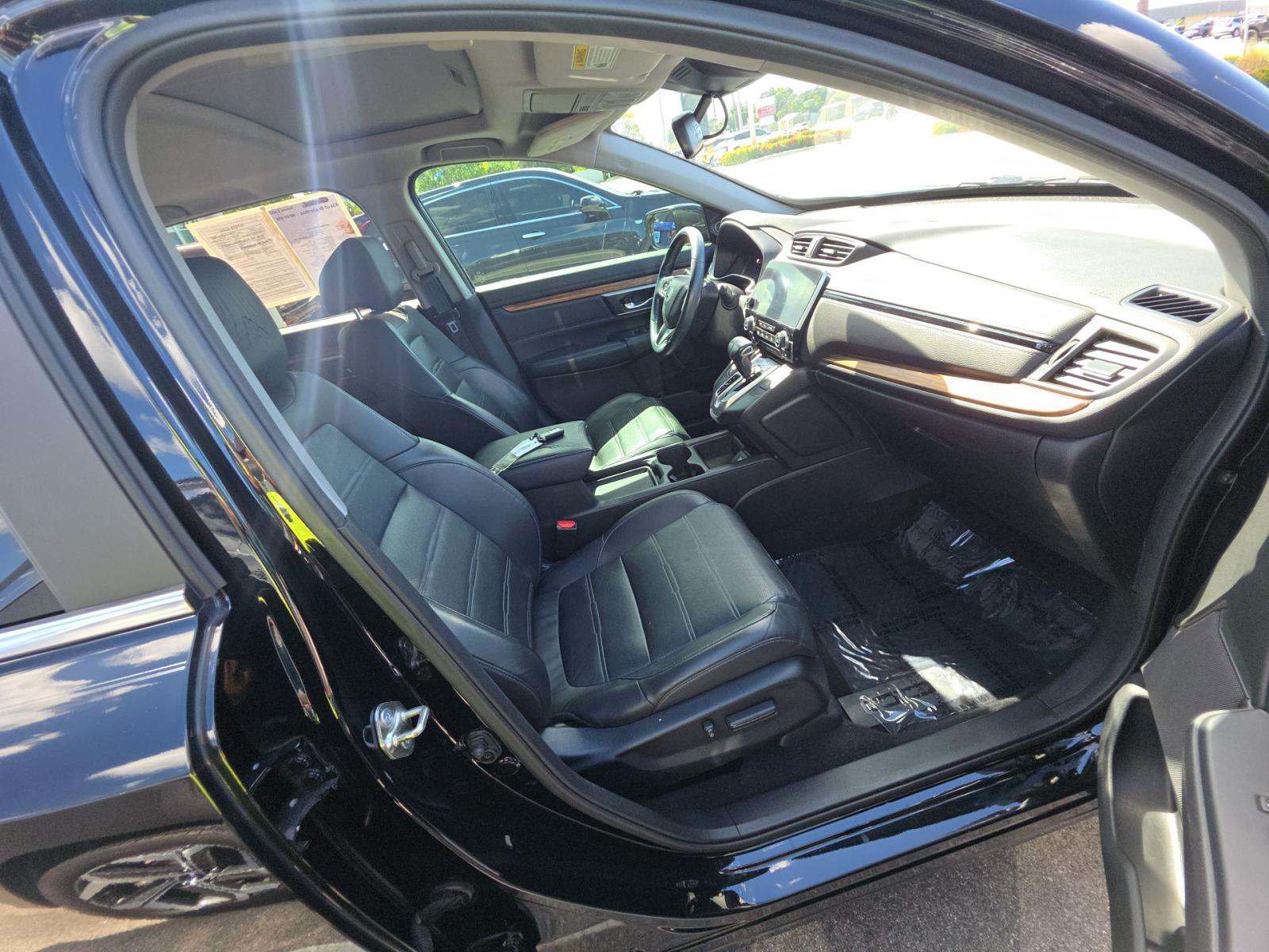 Used 2019 Honda CR-V Touring image 15