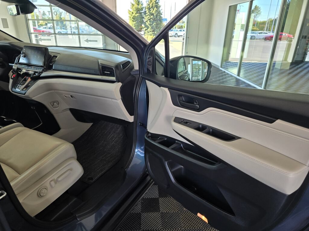 Used 2025 Honda Odyssey EX-L image 37