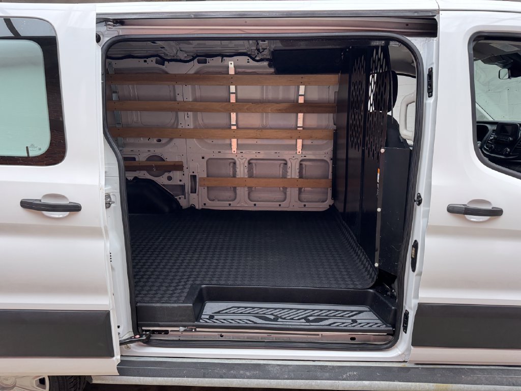 Certified 2025 Ford Transit 250 Low Roof w/ Exterior Upgrade Package RWD image 29