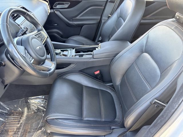 Used 2018 Jaguar F-PACE Prestige image 6