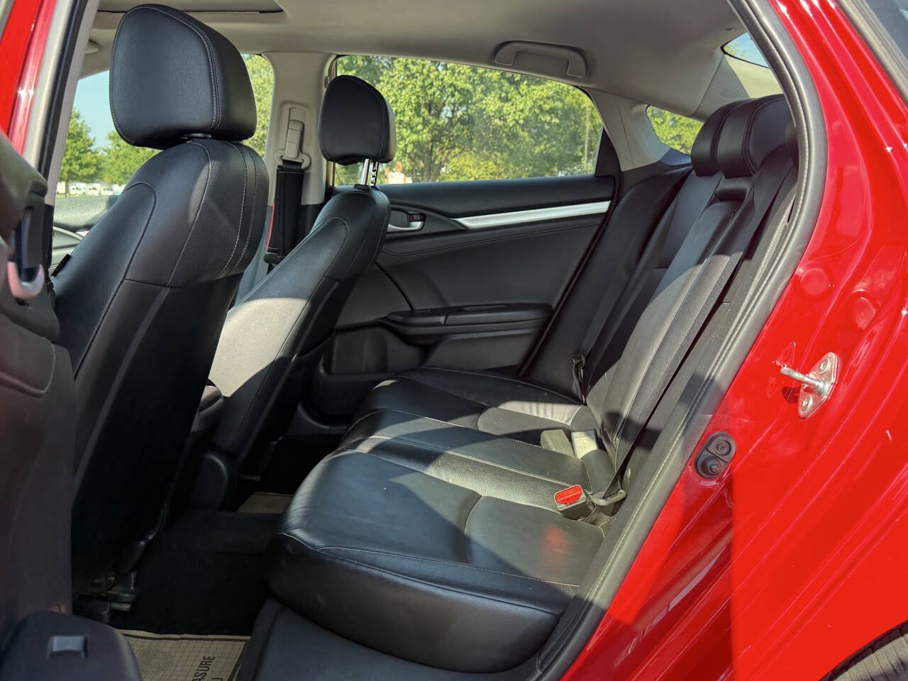 Used 2018 Honda Civic EX-L image 15
