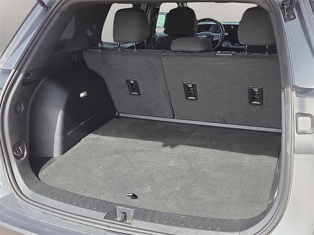 Used 2025 Chevrolet Equinox LT image 9