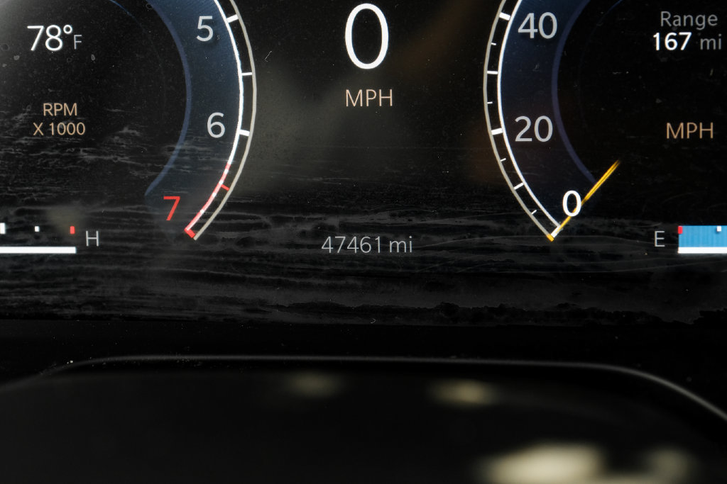 Used 2023 Jeep Grand Cherokee L Limited AWD/4WD image 3