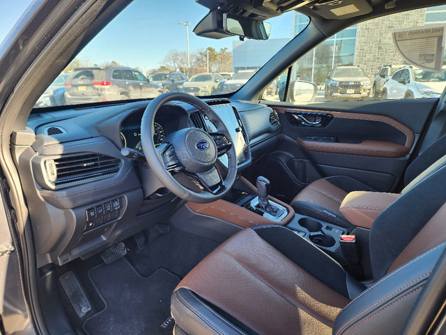 Used 2025 Subaru Forester Touring image 37