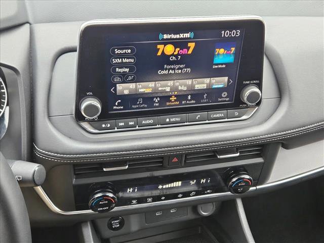 Used 2025 Nissan Rogue SV FWD image 14