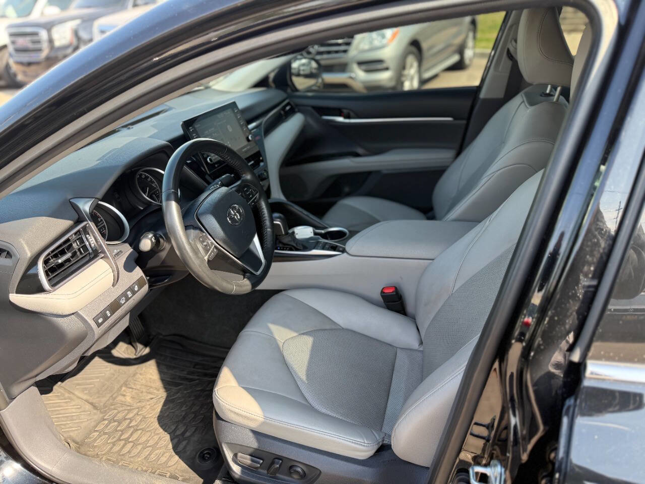 Used 2024 Toyota Camry XLE image 20