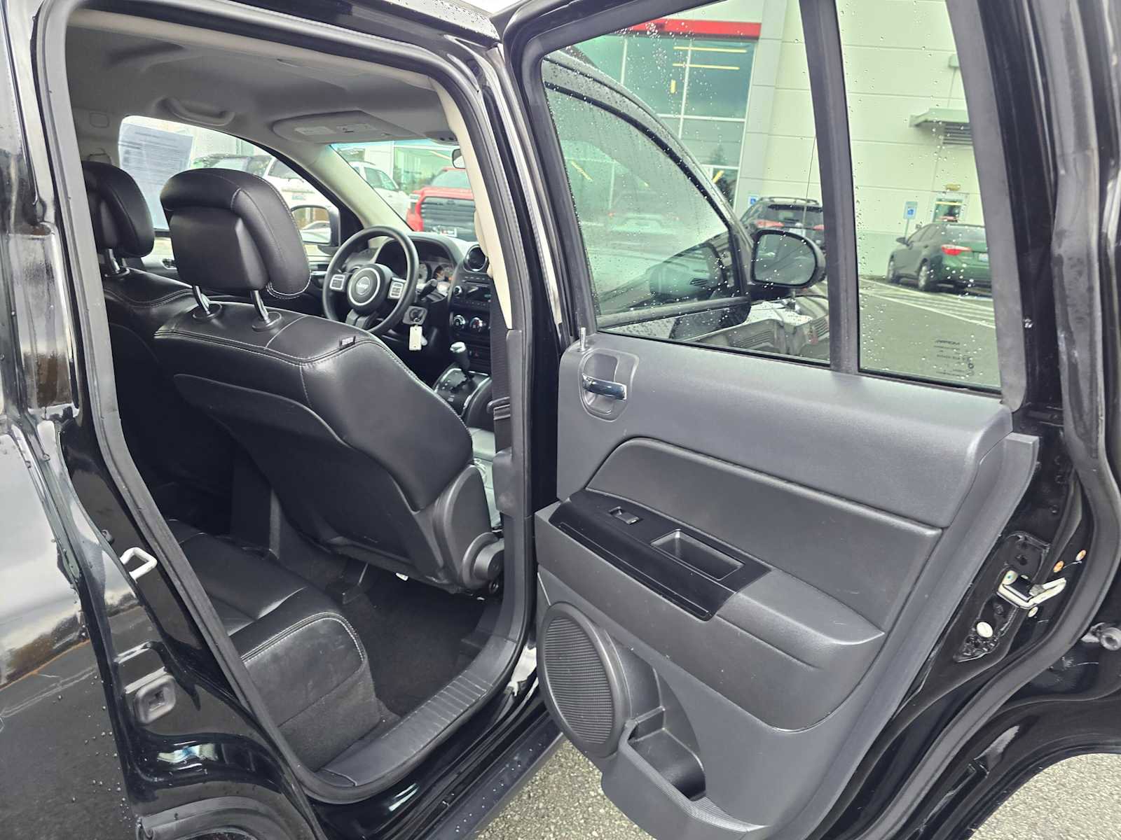 Used 2015 Jeep Compass Sport image 14